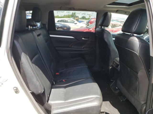 Photo 6 from auction – 2016 TOYOTA HIGHLANDER with VIN 5TDJKRFH9GS324653