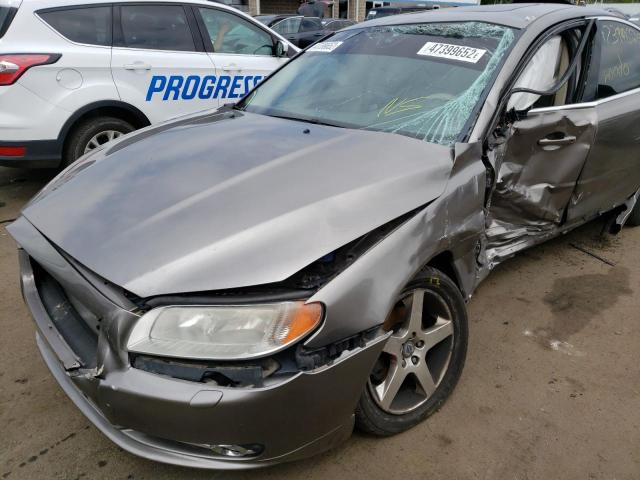Photo 9 from auction – 2010 VOLVO S80 3.2 with VIN YV1960AS1A1125892
