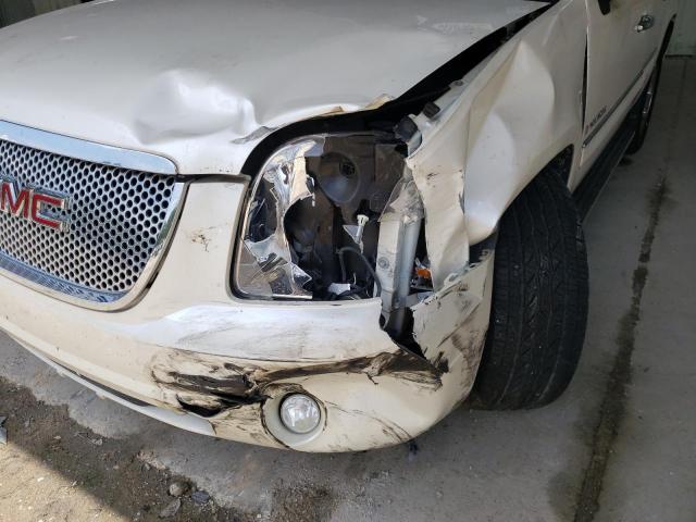 Photo 9 from auction – 2008 GMC YUKON with VIN 1GKFC13038R237127