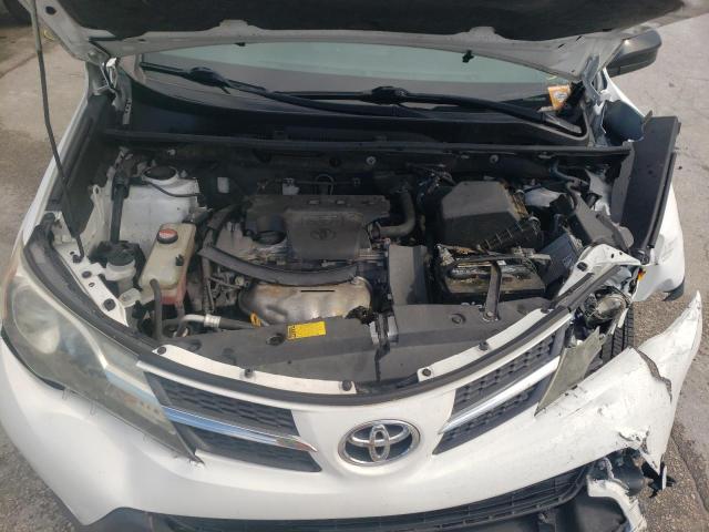 Photo 7 from auction – 2015 TOYOTA RAV4 LE with VIN JTMZFREV2FD055498