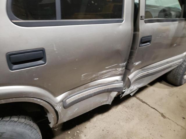 Photo 9 from auction – 2001 CHEVROLET BLAZER with VIN 1GNDT13W912220720