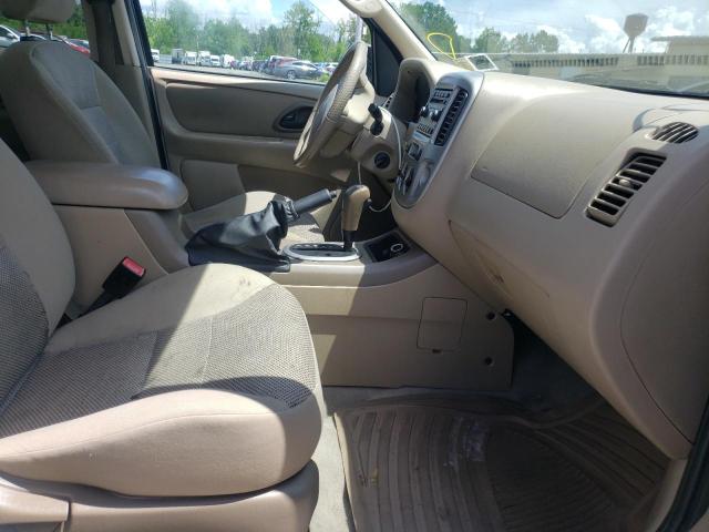 Photo 5 from auction – 2005 FORD ESCAPE XLT with VIN 1FMYU93115KA72834