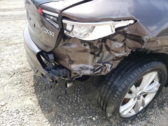 Photo 9 from auction – 2017 INFINITI QX30 BASE with VIN SJKCH5CP5HA019111