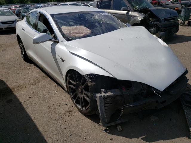 Photo 9 from auction – 2014 TESLA MODEL S with VIN 5YJSA1H18EFP44995