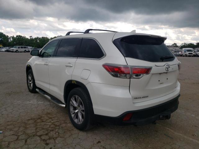 Photo 3 from auction – 2015 TOYOTA HIGHLANDER with VIN 5TDBKRFH4FS158741