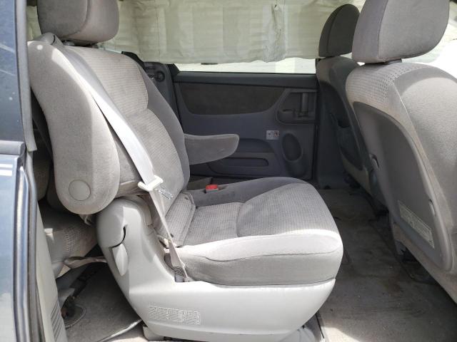 Photo 6 from auction – 2010 TOYOTA SIENNA CE with VIN 5TDKK4CC5AS332790
