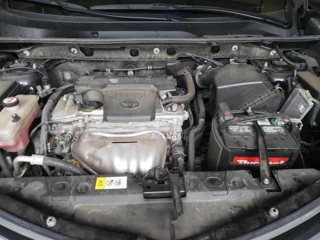 Photo 7 from auction – 2017 TOYOTA RAV4 with VIN JTMZFREV4HJ110571