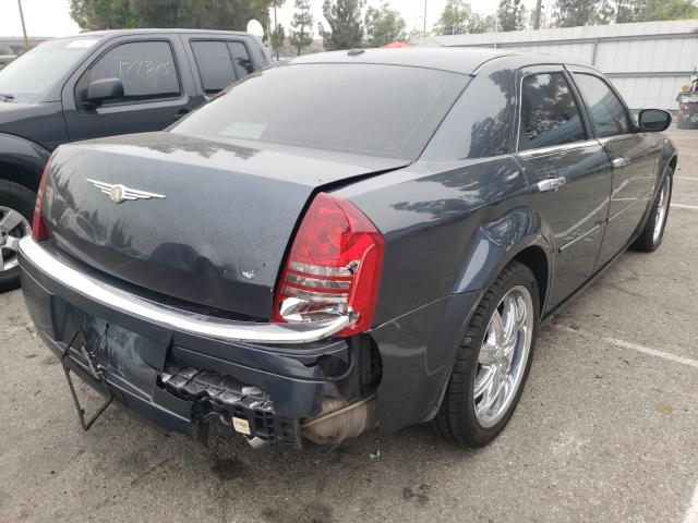 Photo 4 from auction – 2007 CHRYSLER 300C with VIN 2C3KA63H97H800106