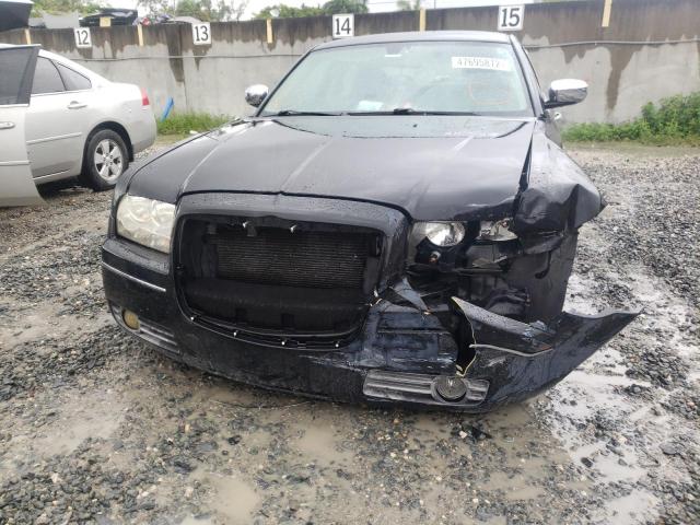 Photo 9 from auction – 2010 CHRYSLER 300 TOURIN with VIN 2C3CA5CV7AH272948