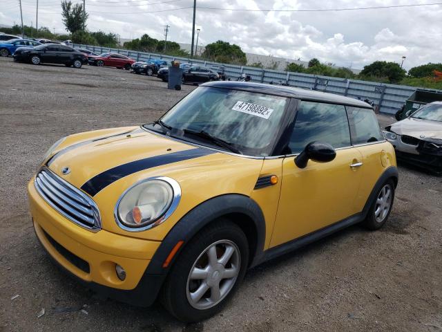 Photo 2 from auction – 2008 MINI COOPER with VIN WMWMF33598TT61520