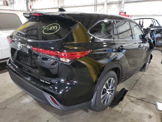 Photo 4 from auction – 2022 TOYOTA HIGHLANDER with VIN 5TDHZRBH7NS161661