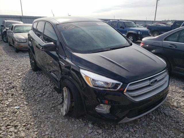FORD ESCAPE SE 2017 with VIN 1FMCU9GD7HUD92201 - Photo from auction