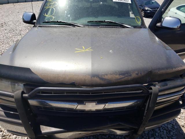 Photo 7 from auction – 1999 CHEVROLET SILVERADO with VIN 1GCEK19T5XE172203
