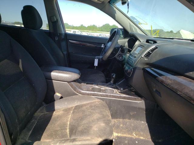 Photo 5 from auction – 2014 KIA SORENTO LX with VIN 5XYKT3A69EG473028