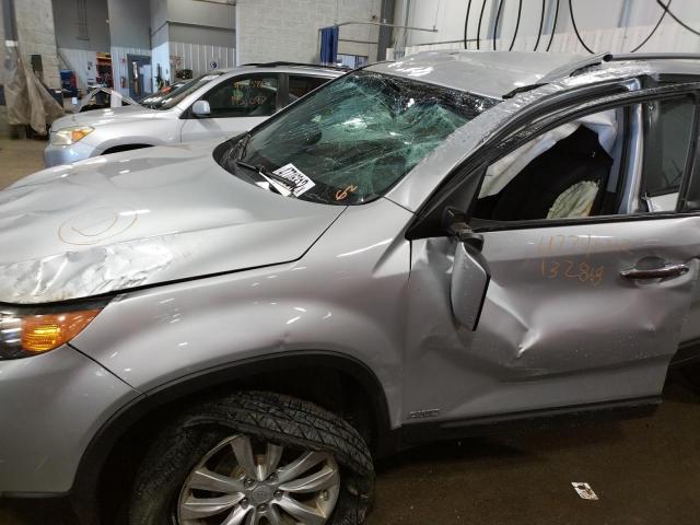 Photo 9 from auction – 2011 KIA SORENTO BA with VIN 5XYKTDA29BG065207