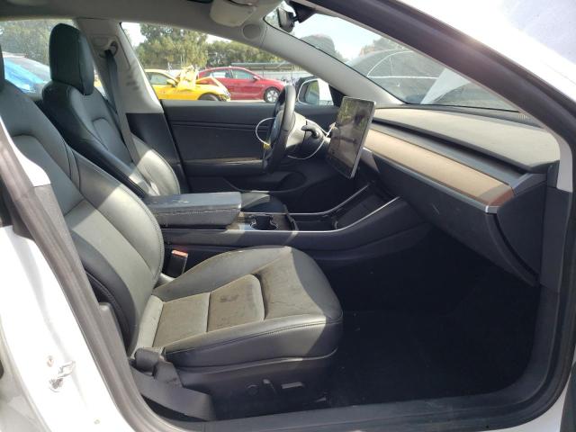 Photo 5 from auction – 2019 TESLA MODEL 3 with VIN 5YJ3E1EAXKF472605