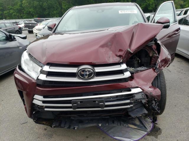 Photo 7 from auction – 2017 TOYOTA HIGHLANDER with VIN 5TDBZRFH6HS409970