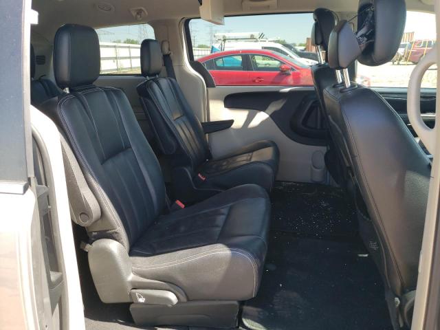 Photo 6 from auction – 2014 CHRYSLER TOWN & COU with VIN 2C4RC1BG9ER398403