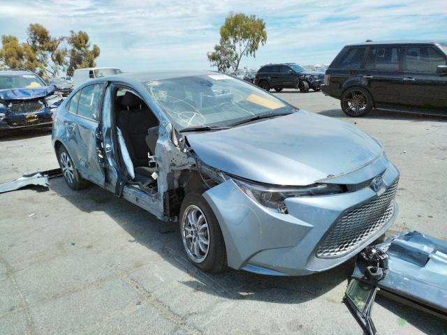 TOYOTA COROLLA LE 2021 with VIN JTDEAMDE4MJ013656 - Photo from auction