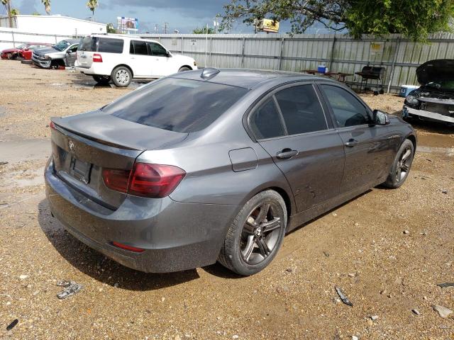 Zdjęcie 4 z aukcji – 2014 BMW 320 I z VIN WBA3B1G59ENS77039