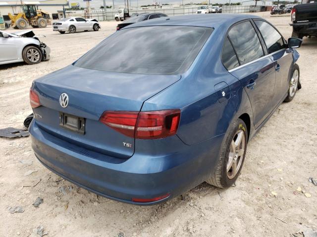 Photo 4 from auction – 2017 VOLKSWAGEN JETTA S with VIN 3VW2B7AJ2HM225416