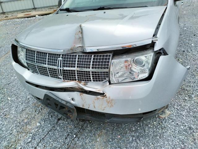 Photo 9 from auction – 2010 LINCOLN MKX with VIN 2LMDJ6JC3ABJ18179