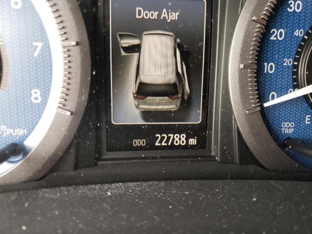 Photo 8 from auction – 2018 TOYOTA SIENNA XLE with VIN 5TDDZ3DC1JS198017