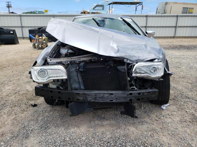 Photo 9 from auction – 2017 CHRYSLER 300C with VIN 2C3CCAEG0HH668019