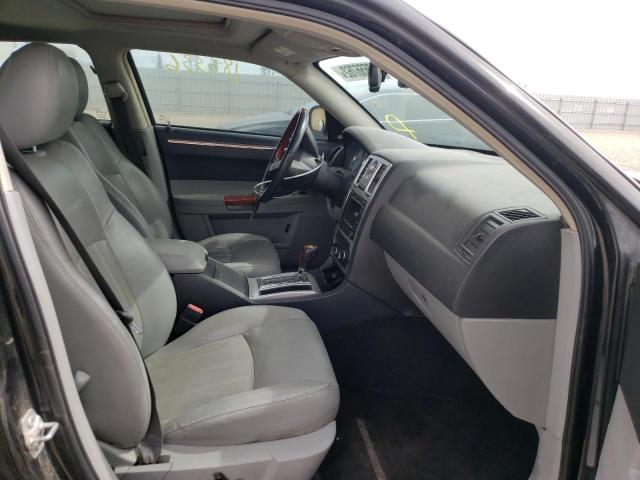 Photo 5 from auction – 2007 CHRYSLER 300C with VIN 2C3KA63H17H690944