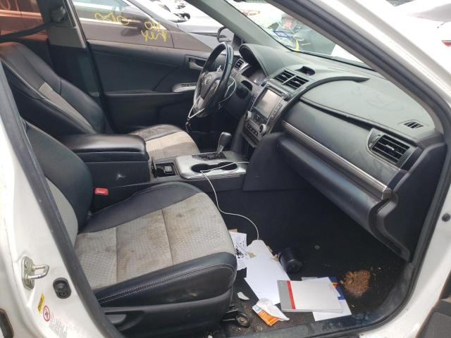 Photo 5 from auction – 2014 TOYOTA CAMRY SE with VIN 4T1BK1FK0EU544849