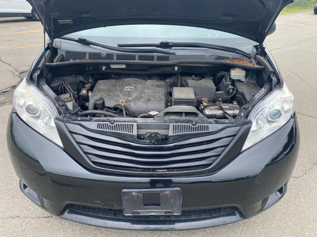 Photo 7 from auction – 2017 TOYOTA SIENNA with VIN 5TDZZ3DC0HS856071