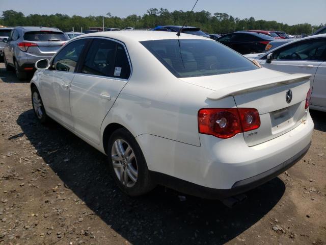 Photo 3 from auction – 2007 VOLKSWAGEN JETTA WOLF with VIN 3VWEF81K57M202582