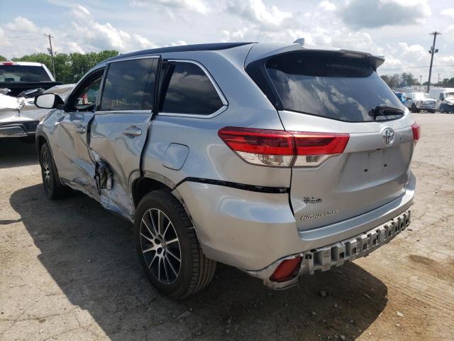Photo 3 from auction – 2017 TOYOTA HIGHLANDER with VIN 5TDJZRFH7HS509457