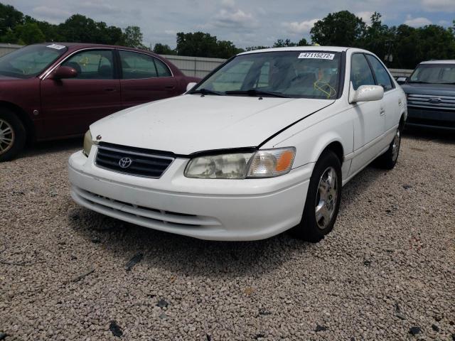 Photo 2 from auction – 2000 TOYOTA CAMRY CE with VIN 4T1BG22KXYU972705