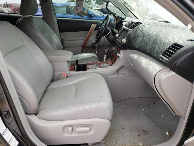 Photo 5 from auction – 2010 TOYOTA HIGHLANDER with VIN 5TDDK3EH7AS026394