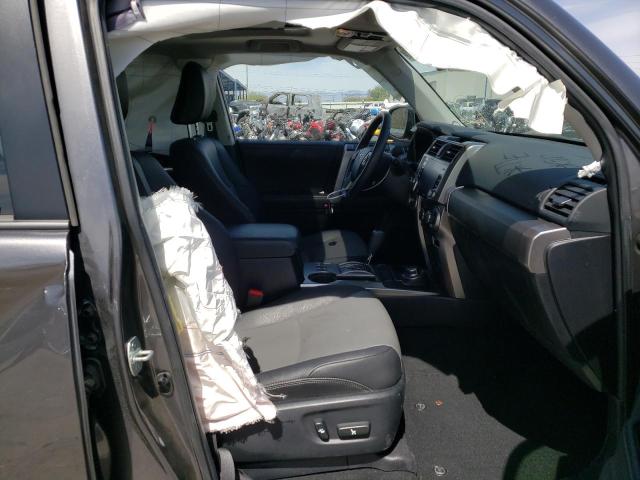 Photo 5 from auction – 2020 TOYOTA 4RUNNER SR with VIN JTEBU5JRXL5792359