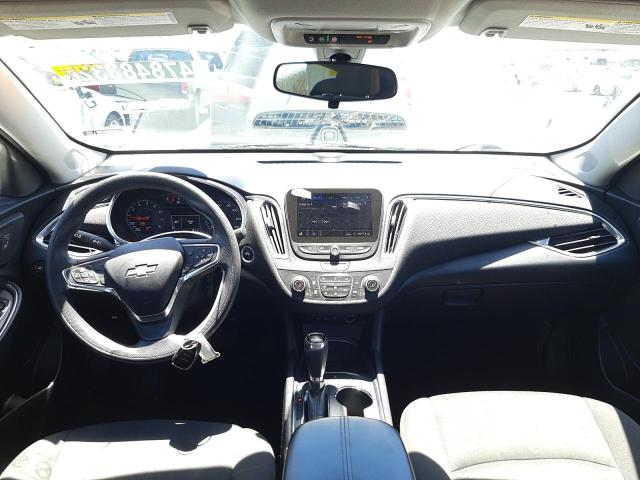 Photo 9 from auction – 2019 CHEVROLET MALIBU LT with VIN 1G1ZD5ST0KF104657