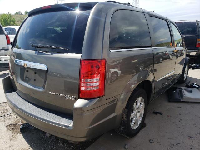 Photo 4 from auction – 2010 CHRYSLER TOWN & COU with VIN 2A4RR5D17AR369713