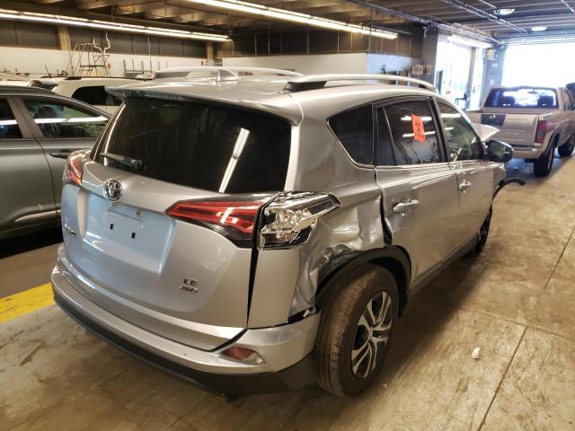 Photo 4 from auction – 2017 TOYOTA RAV4 LE with VIN 2T3BFREV7HW559522