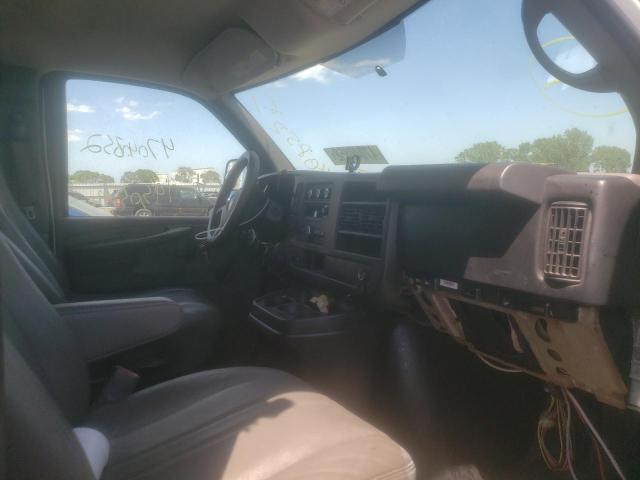Photo 5 from auction – 2011 CHEVROLET EXPRESS G2 with VIN 1GCWGFCA1B1167056
