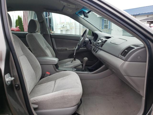 Photo 5 from auction – 2004 TOYOTA CAMRY LE with VIN 4T1BE32K64U860117