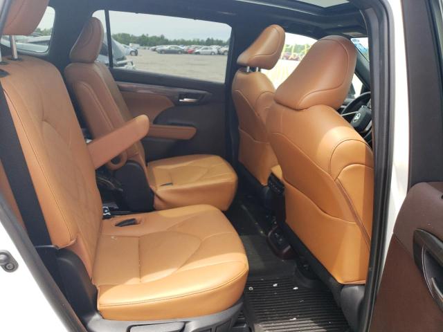 Photo 6 from auction – 2021 TOYOTA HIGHLANDER with VIN 5TDFZRBH9MS087357