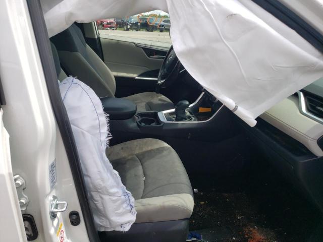 Photo 5 from auction – 2019 TOYOTA RAV4 XLE with VIN JTMP1RFV6KJ001315