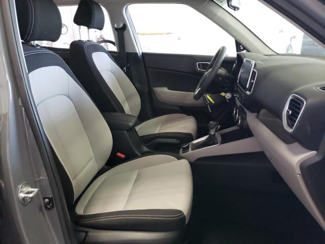 Photo 5 from auction – 2020 HYUNDAI VENUE SEL with VIN KMHRC8A30LU020019