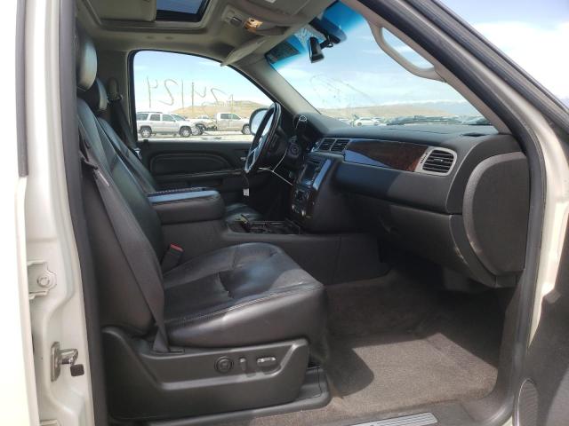 Photo 5 from auction – 2010 GMC YUKON DENA with VIN 1GKUKEEF7AR188457