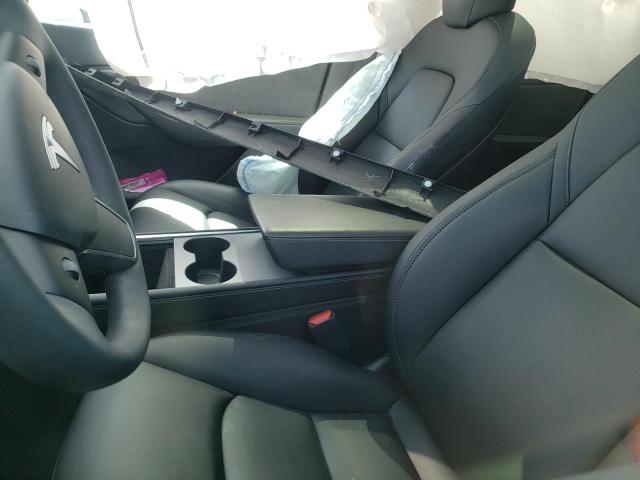 Photo 5 from auction – 2022 TESLA MODEL Y with VIN 7SAYGDEE1NF345561