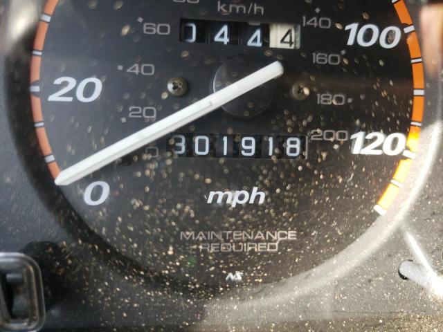 Photo 8 from auction – 2001 HONDA CR-V EX with VIN JHLRD18661C043142