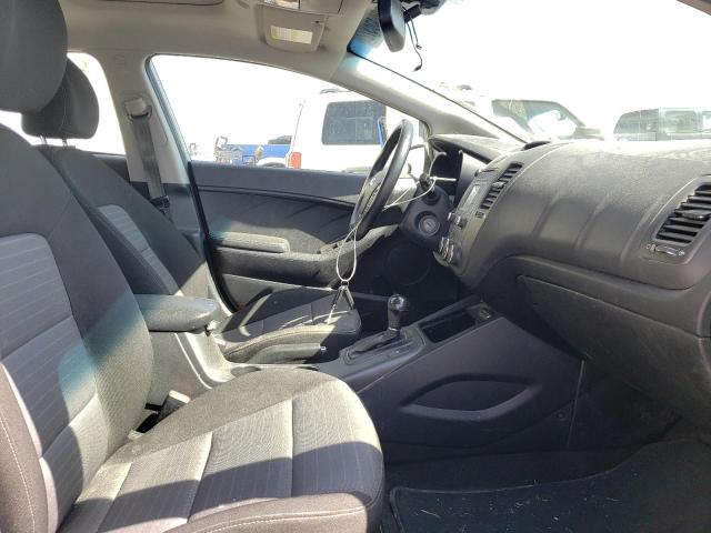 Photo 5 from auction – 2016 KIA FORTE EX with VIN KNAFX5A81G5465596