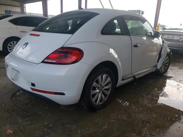 Photo 4 from auction – 2017 VOLKSWAGEN BEETLE 1.8 with VIN 3VWF17AT6HM615618