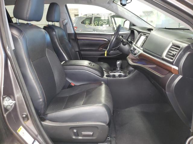 Photo 5 from auction – 2015 TOYOTA HIGHLANDER with VIN 5TDDKRFH9FS194580